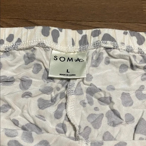 Soma Super Soft 2-Pc Pajama Top & Pants set size L - Picture 9 of 13